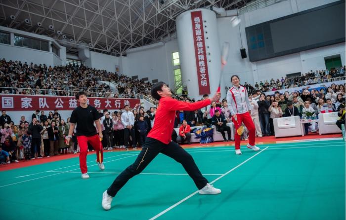 全红婵等奥运名将领衔的国家队公益服务大行动