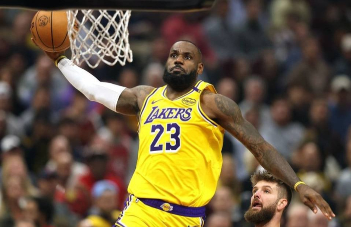 贝弗利公布历史侧翼排名：伦纳德力压杜兰特居