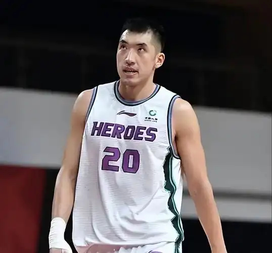 山东男篮客场逆转辽宁男篮 陶汉林赛后宣布退役
